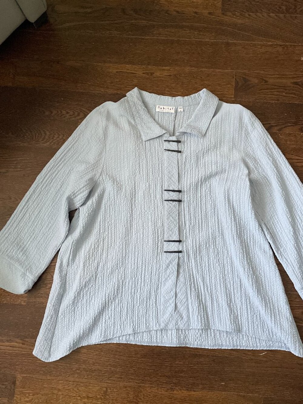 Habitat Light Blue Textured Top Blouse Shirt-Chopstick Buttons-MED